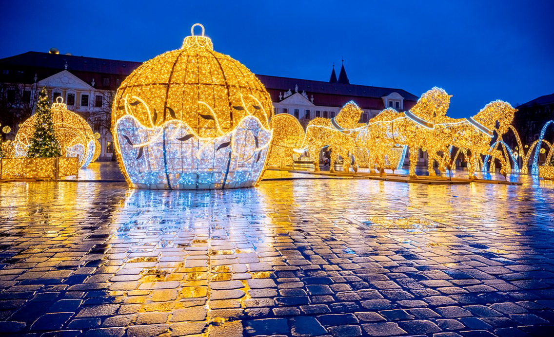 Weihnachtsmarkt und Lichterfest Magdeburg